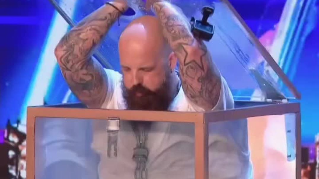 ⁣Most Dangerous !😱🔥 - How Is possible !🤔