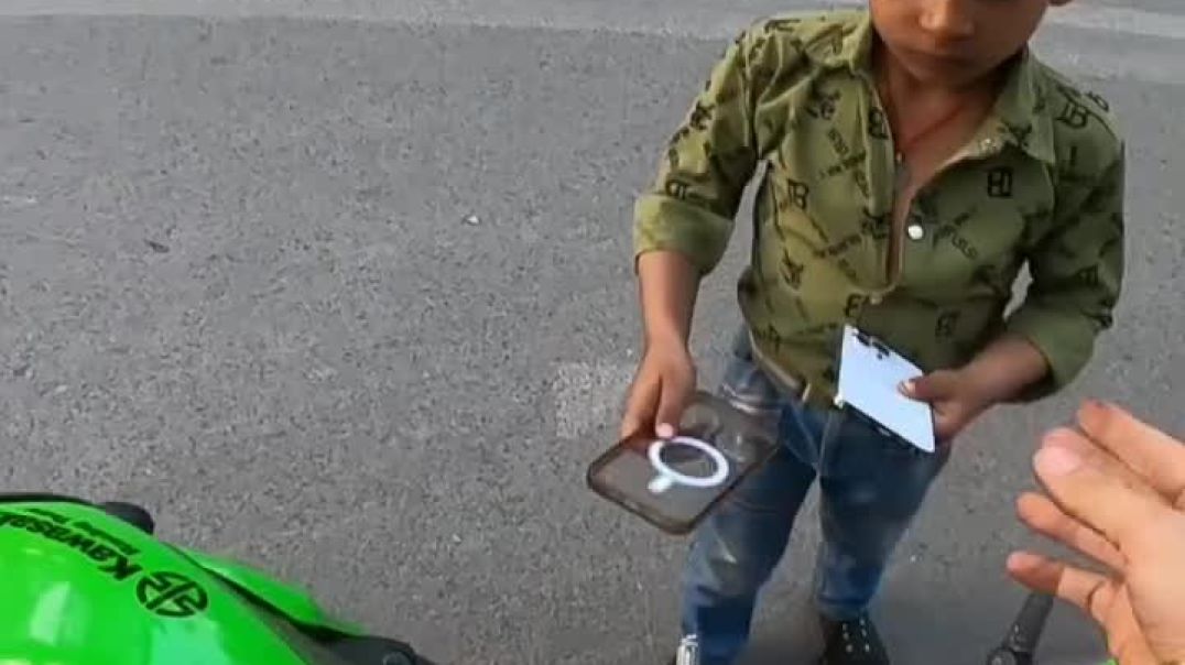 iPhone gira diya Ladki ne😱