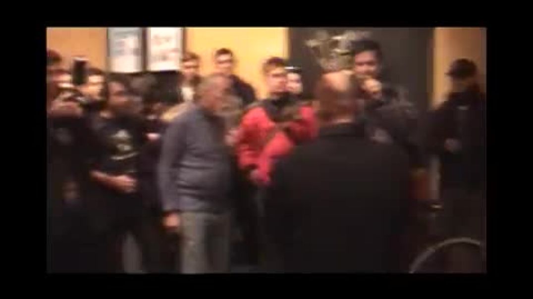 ⁣Óz a nagy varazsló (Official Live Video) 2011