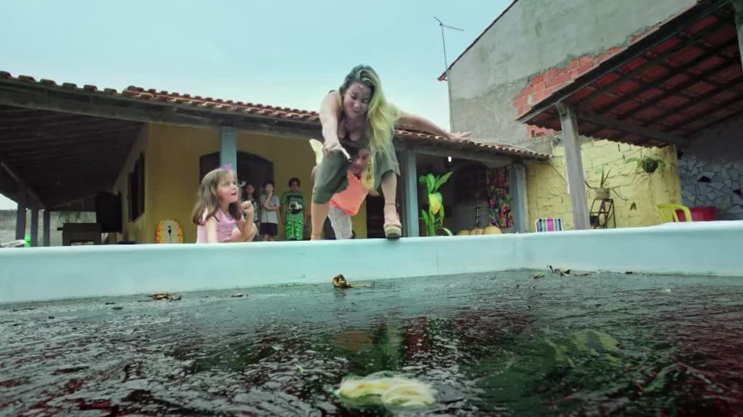 Dani Winits se entrega em todos papeís, ela é tudo! Feliz aniversário, diva! 🎂🎉🥳