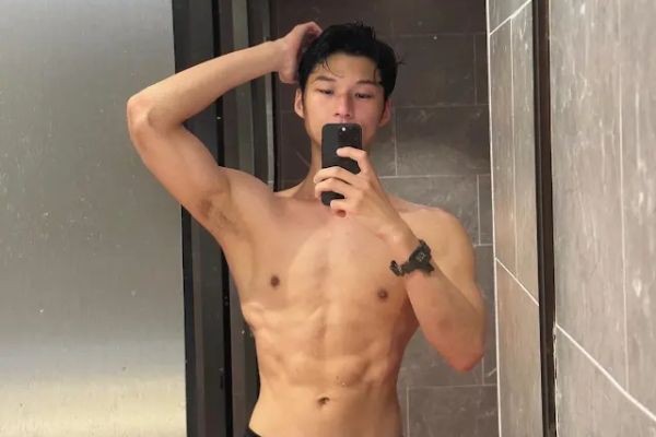 안녕하세요 소소년입니다??‍♂️ <br> <br>올 한 해 생각지 않게 많은 사랑과 응원 보내주셔서 진심으로 감사드립니다?? <br> <br>여러분 덕분에 한 해를 의미 있게 보낼 수 있어서 저로서는 너무 행복하고 뜻깊은 한 해를 보냈어요! <br> <br>새해에도 좋은 콘텐츠로 보답드리고, <br>여러분들과 함께하는 시간들이 더 행복한 ..