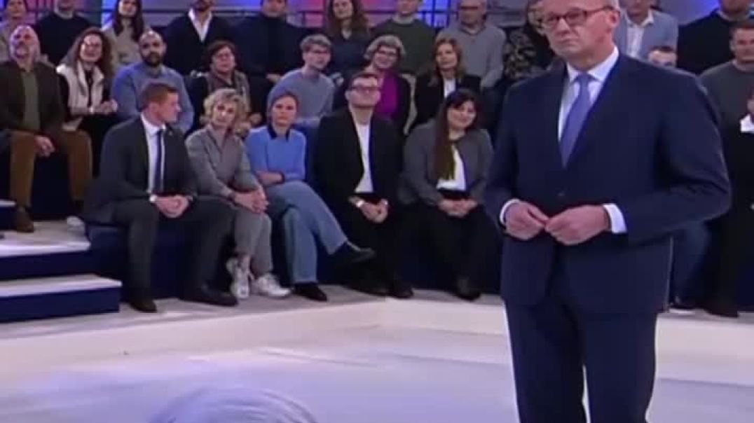 ⁣Warum soll ich für dieses Land kämpfen, wenn mir das Land nicht das Gefühl gibt, dass es für mich kä