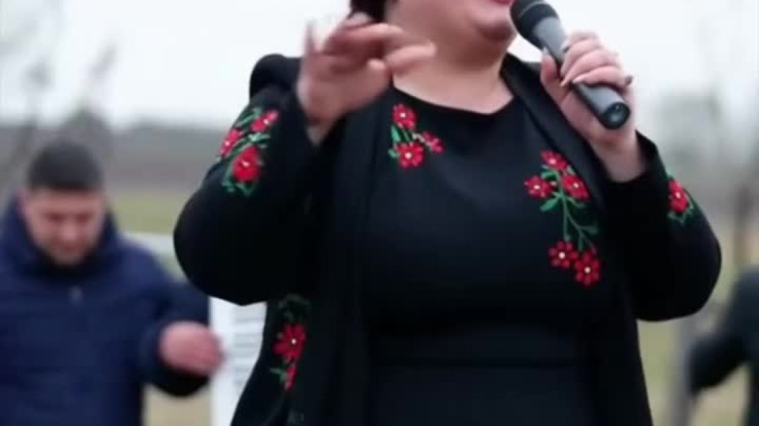 Înmormântare cu lăutari pentru soacră 🤣🤣🤣 #viralreels #aigenerated #veo3 #instareels #fyp #viral #video #sora