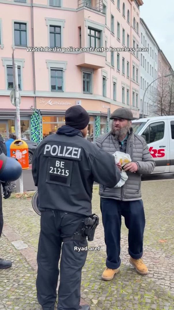 Watch Berlin police confront a homeless man